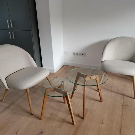 Modernes Stilvoll Eingerichtetes Appartement Rosrath Luaran gambar